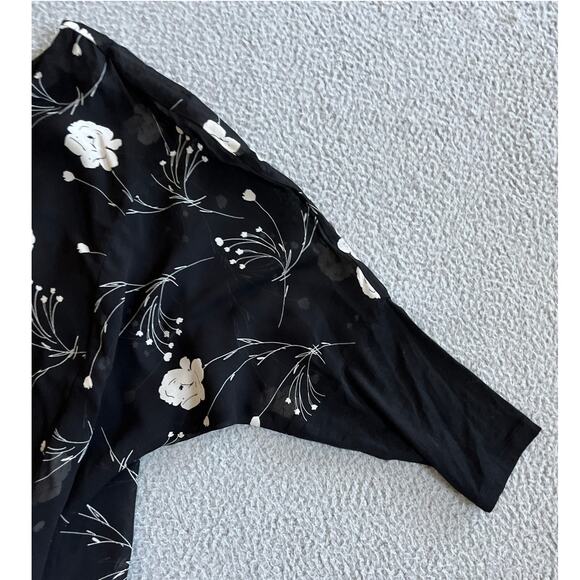 Karen Kane Top Medium Oversied Relaxed Floral Long Sleeve Classic Black Blouse - Picture 3 of 15